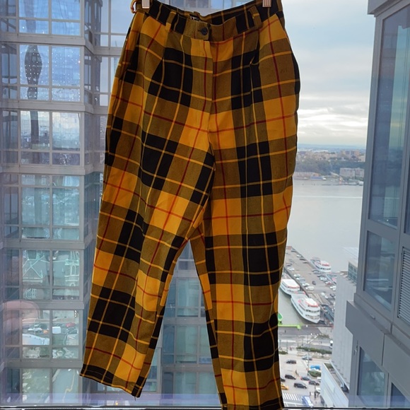 Live too true - Picture 6 of 9